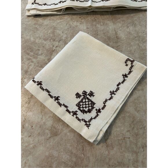Vintage Cross Stitched Cloth Napkins - Picture 4 of 6